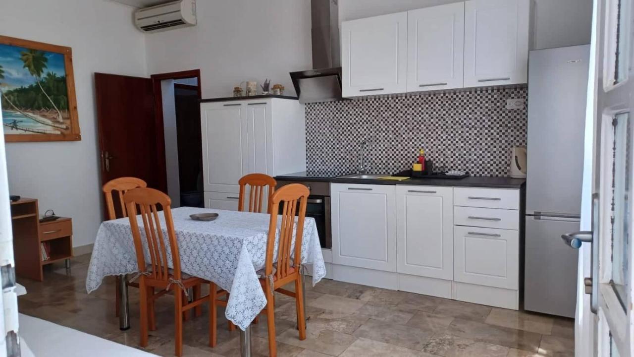 Apartments Senka Orebić Buitenkant foto